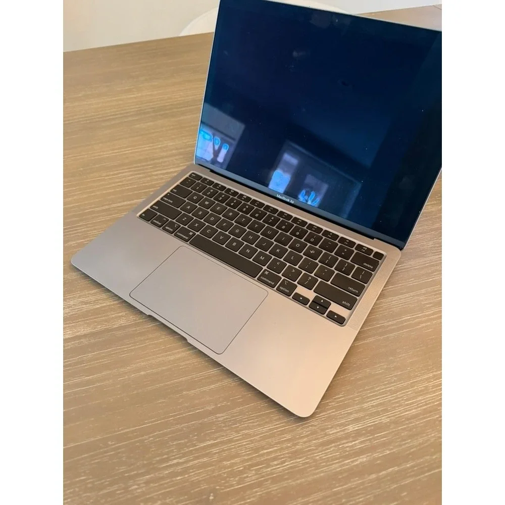 Apple MacBook Air 13
